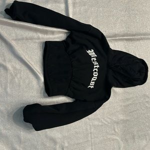 Corset WESTCOAST hoodie. Not your average baggy sweater. Accentuates your waist